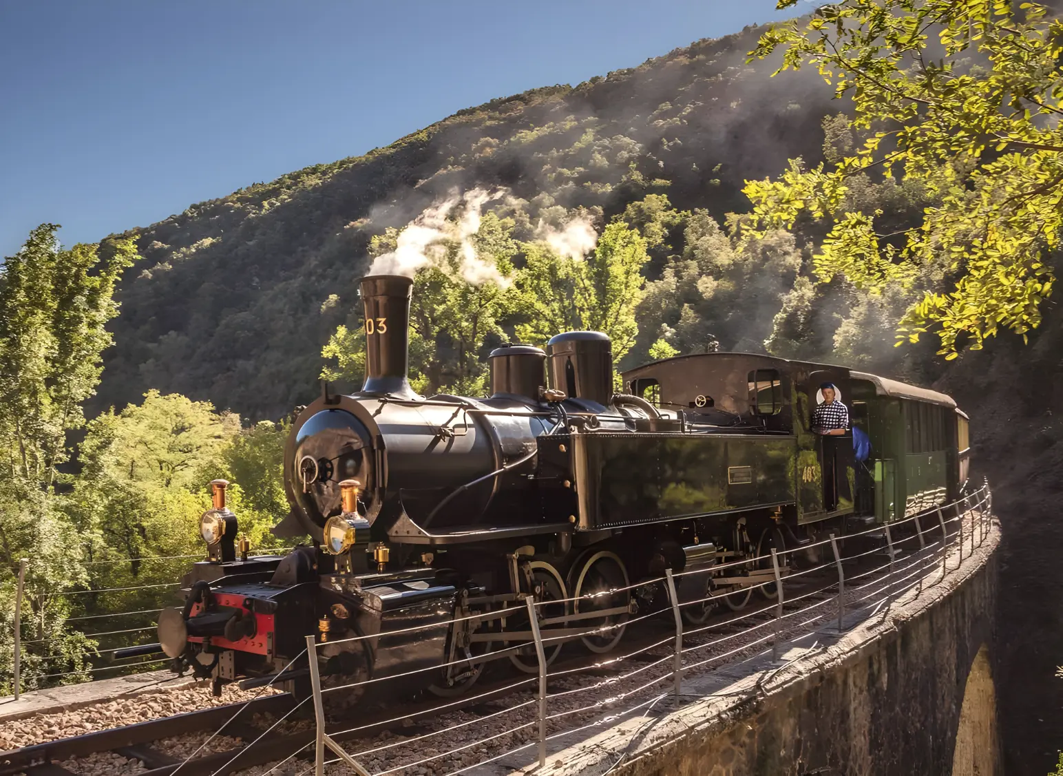 Le Mastrou sur le viaduc